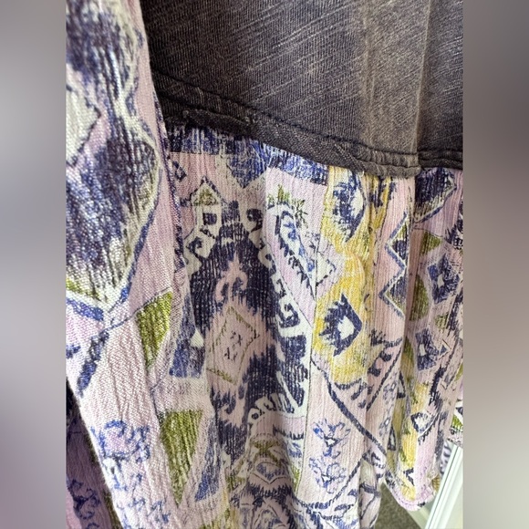 NEW🩶Easel Oversized Solid and Mixed Print LOVE Patched Top Small Ash - Picture 9 of 10